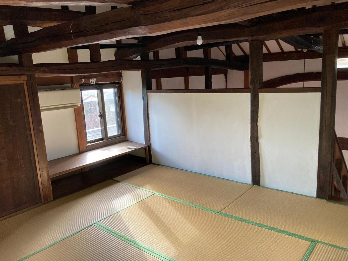 Hotel Ｐｅｎｓｉｏｎ　Ｓｈｉｍａｋａｚｅ Motobu Exterior foto